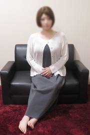 堺東 人妻デリヘル【熟女総本店 堺東店】つぐみ